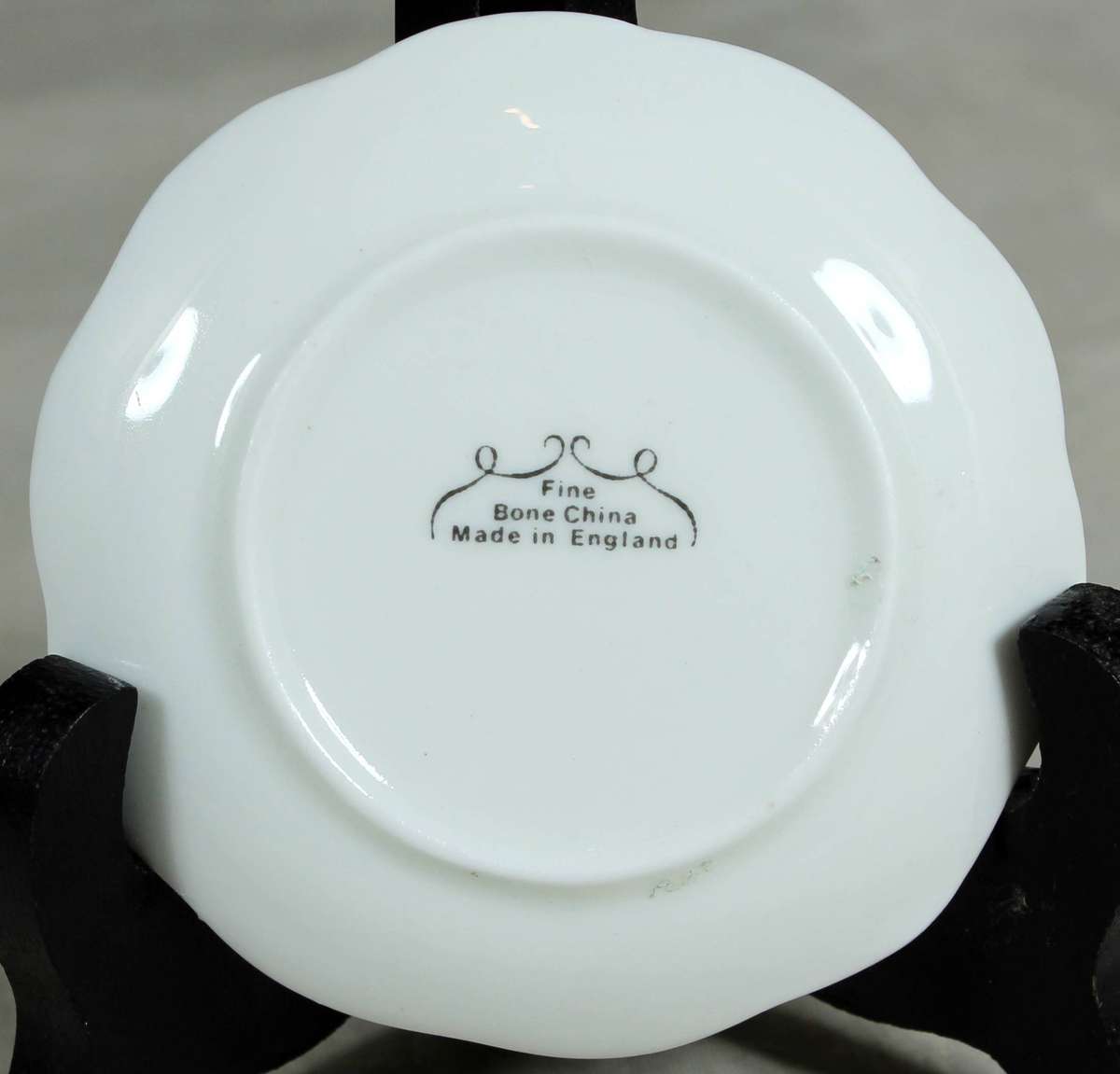 Small display plate - Fine bone China - Blue butterfly