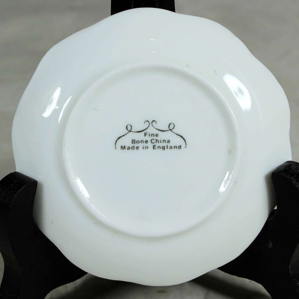 Small display plate - Fine bone China - Freyers purple emperor butterfly