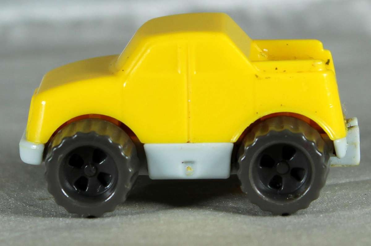 Kinder surprise micro - pickup truck