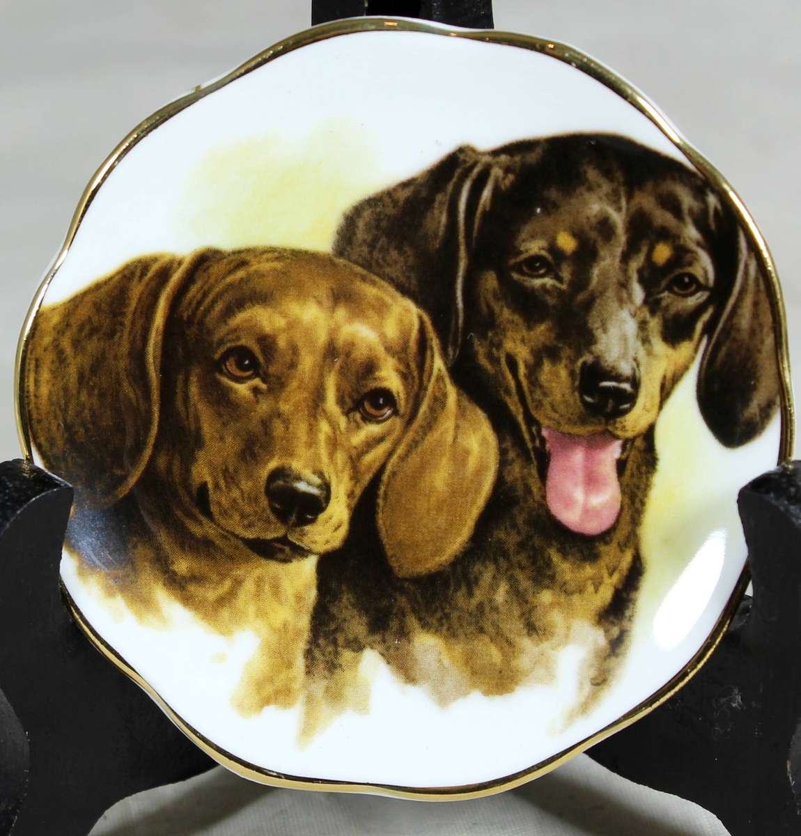 Small display plate - Fine bone China - Daschunds