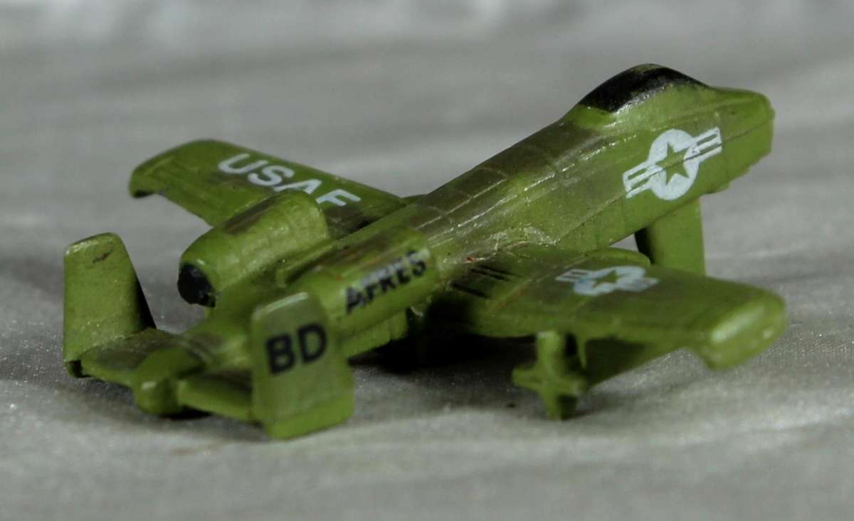 Micro USAF bomber