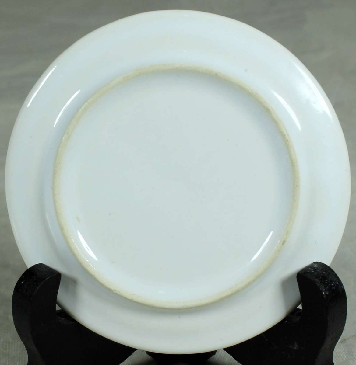 Small Dutch display plate with windmill