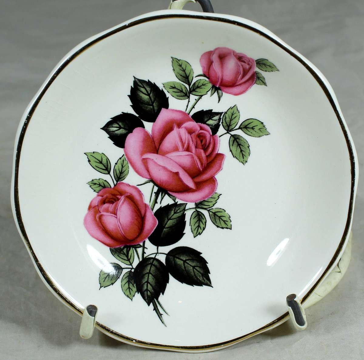 Small display plate - Red roses