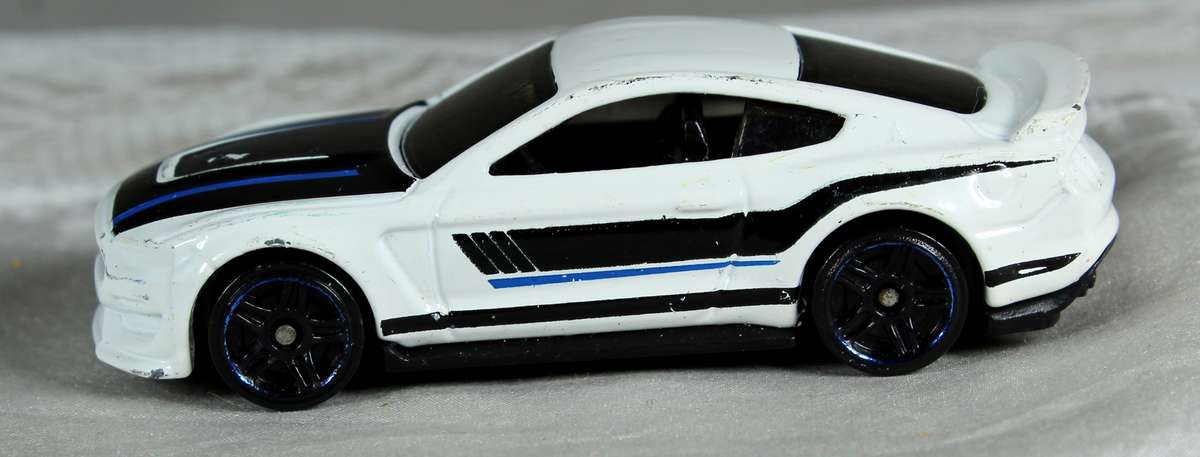 Hotwheels - Ford Shelby GT 350R