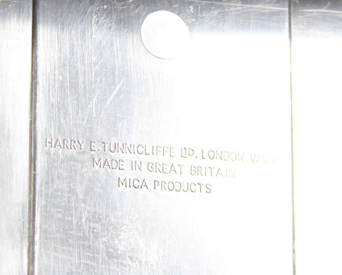 Buchanan's black & white whiskey doggies - plastic