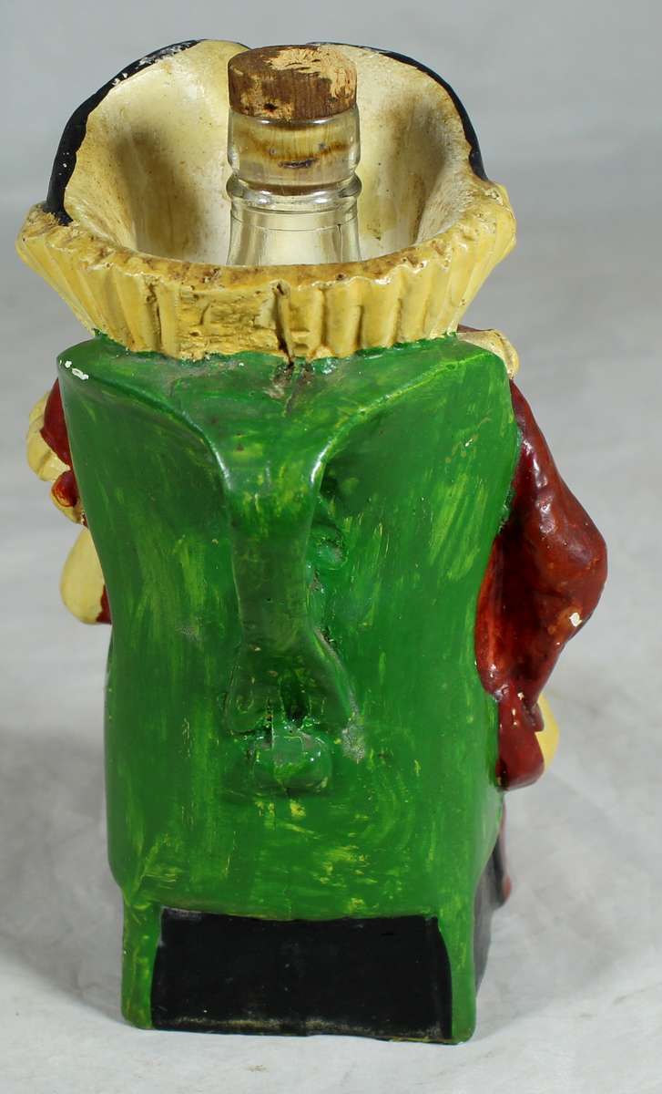 Taplow's Whitehall Queen Elizabeth I - Toby jug with Mountain Music Whisky