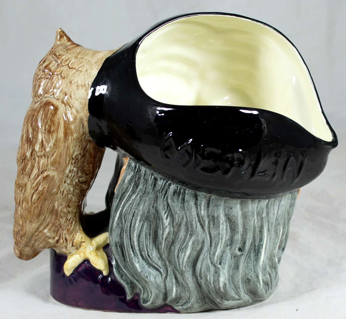 Royal Doulton - Merlin with owl D6529 - Toby Jug
