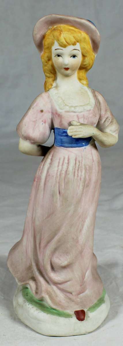 Ceramic vintage lady in a summer dress