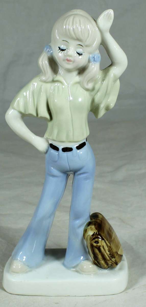 Glazed ceramic fashion model