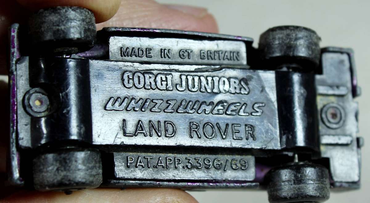 Corgi - Juniors Land Rover