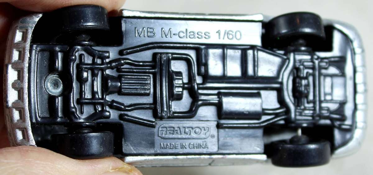 Corgi - MB M-Class