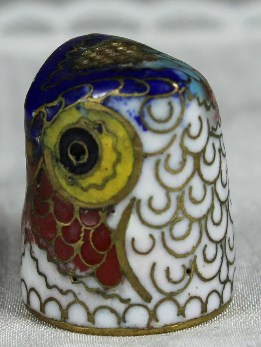 Cloisonne enameled thimble - Owl