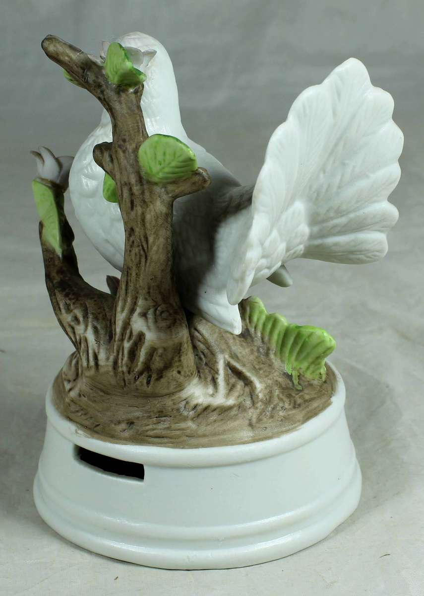 Ceramic - Dove with flowers