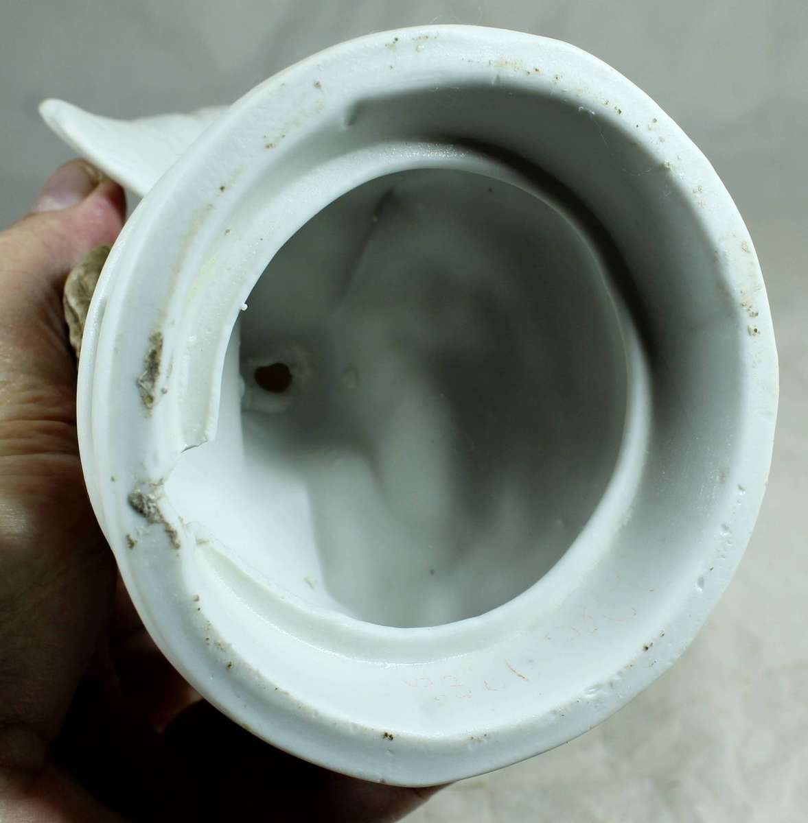 Ceramic - Dove with flowers