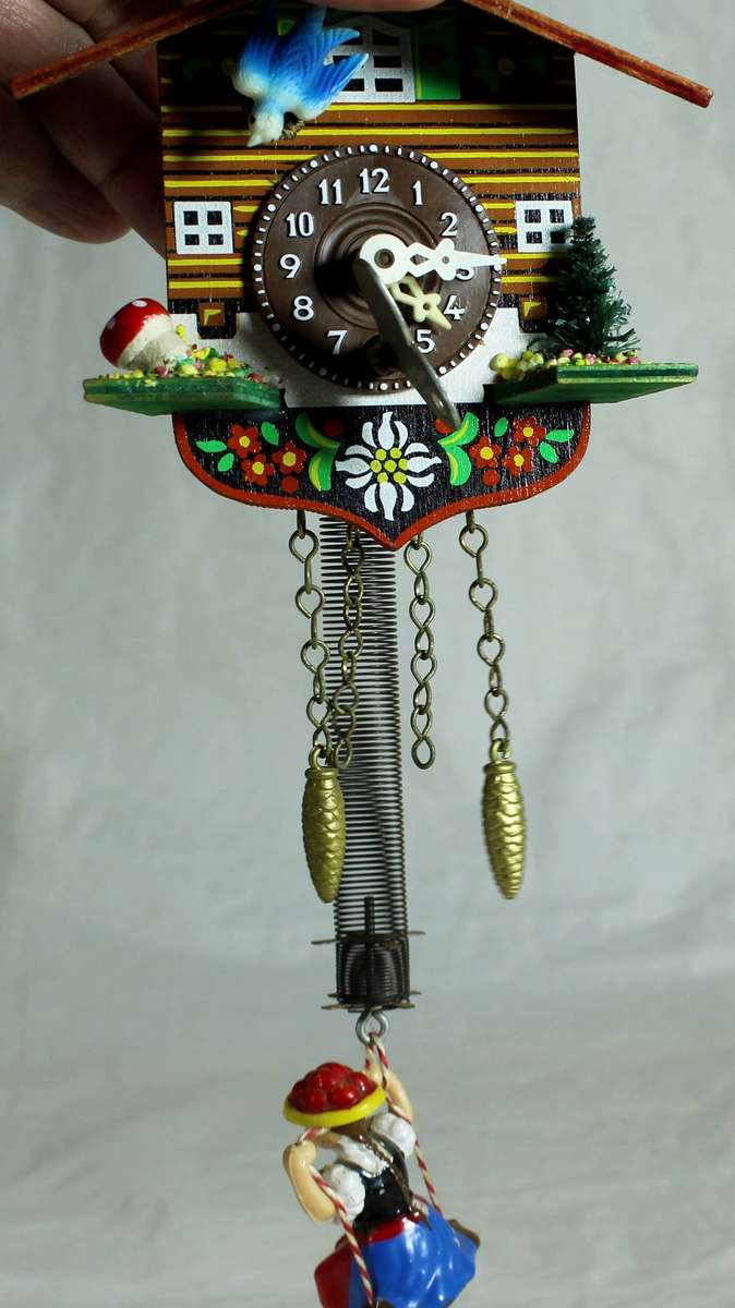 Ornamental cuckoo clock