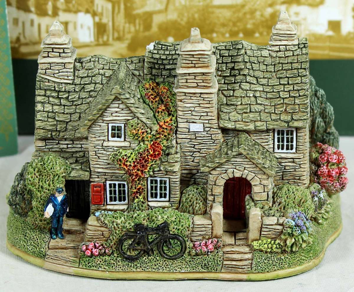 Lilliput Lane - Tintagel Old Post Office - With Deeds certificate - Boxed