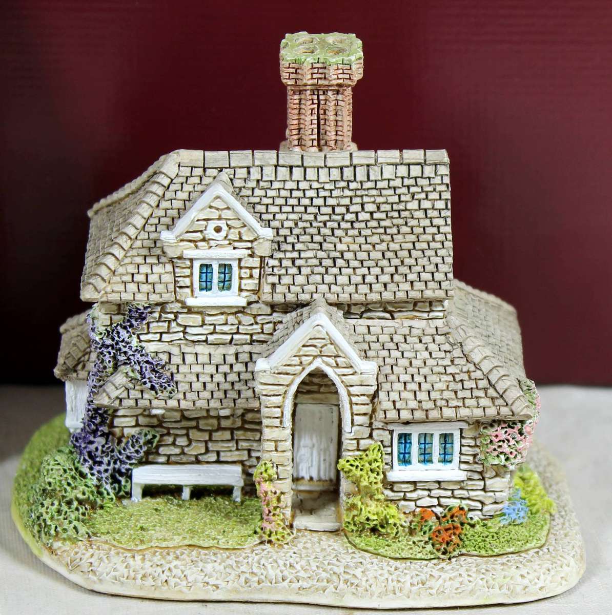 Lilliput Lane - Sweet Briar Cottage - Boxed
