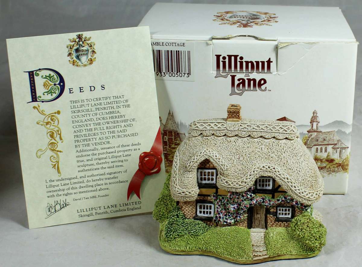 Lilliput Lane - Bramble Cottage - With Deeds certificate - Boxed