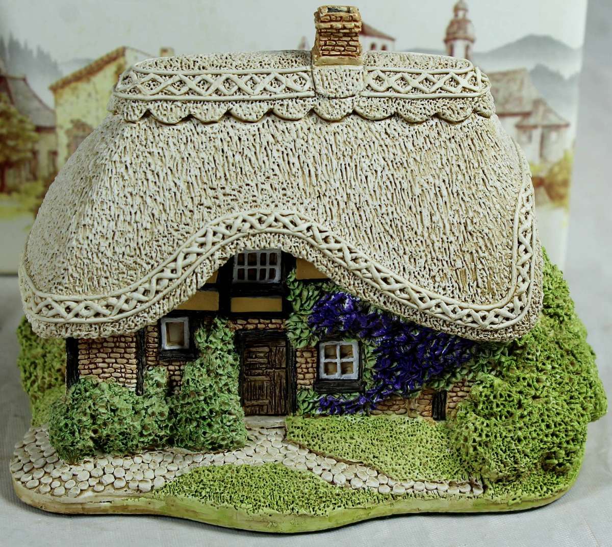 Lilliput Lane - Bramble Cottage - With Deeds certificate - Boxed