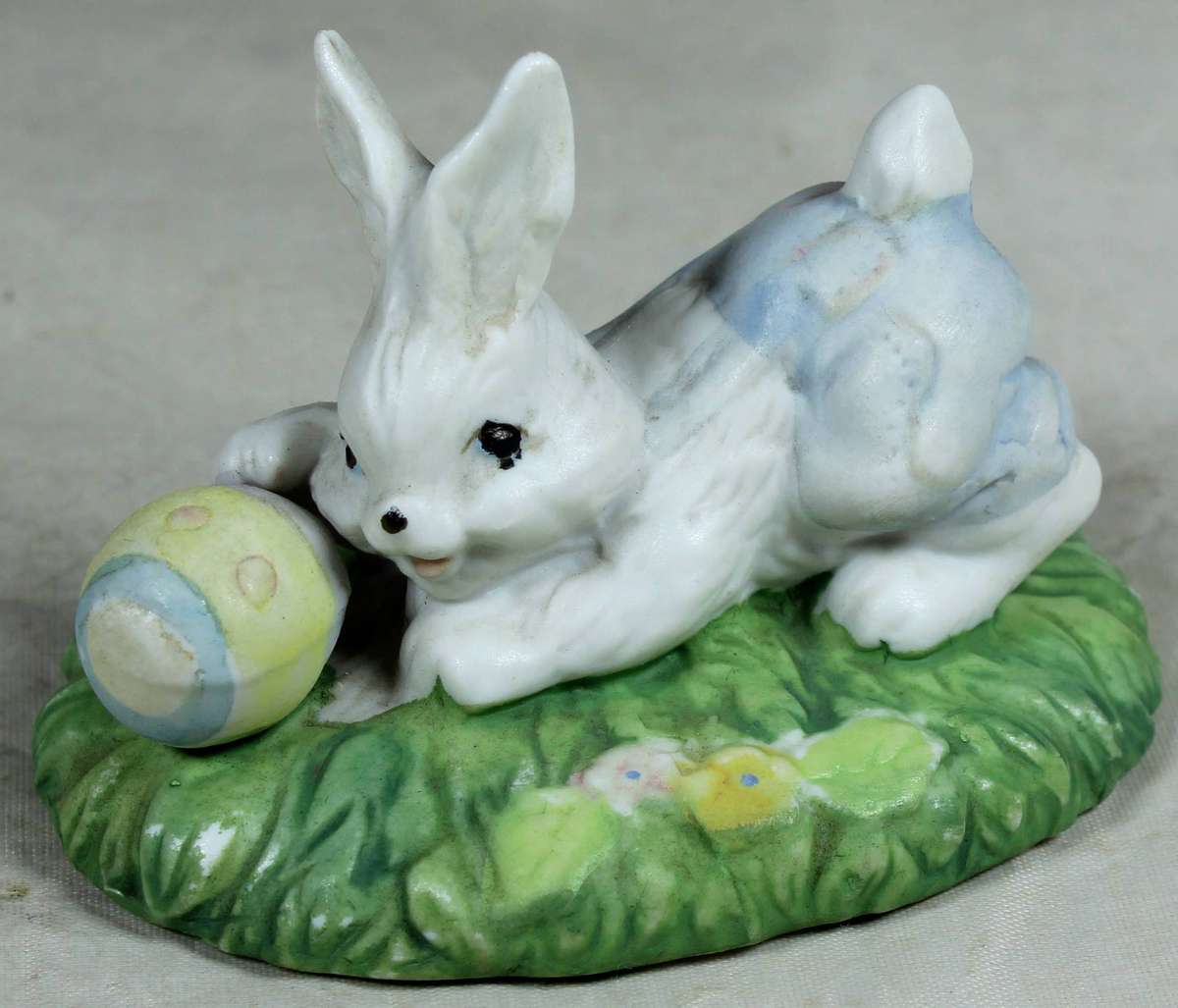 Ceramic figurine - Bunny playing with a ball
