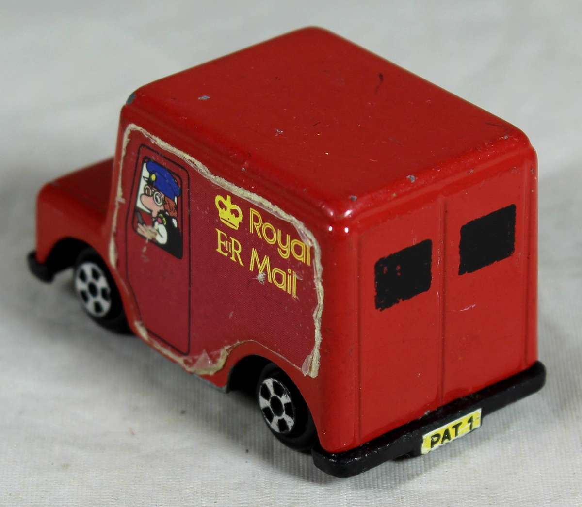 ERTL - postman Pat Royal mail van (1983)