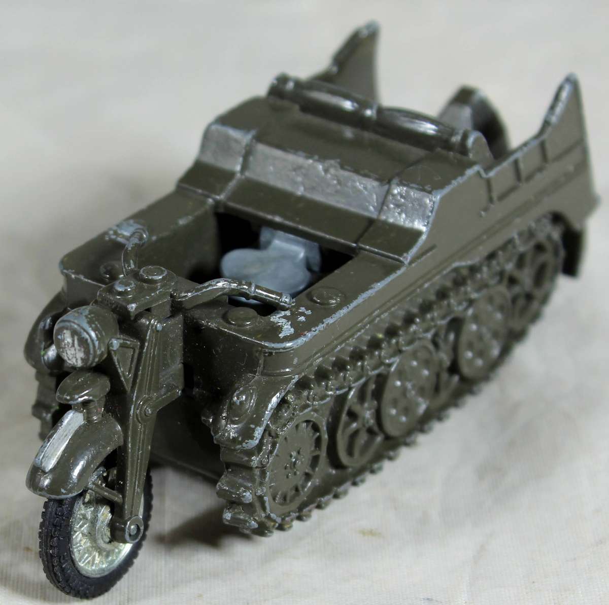 Britains deetail - Kettenkrad tracked motorcycle