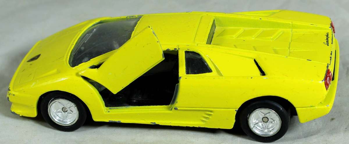 MC toy - Lamborgini Diablo