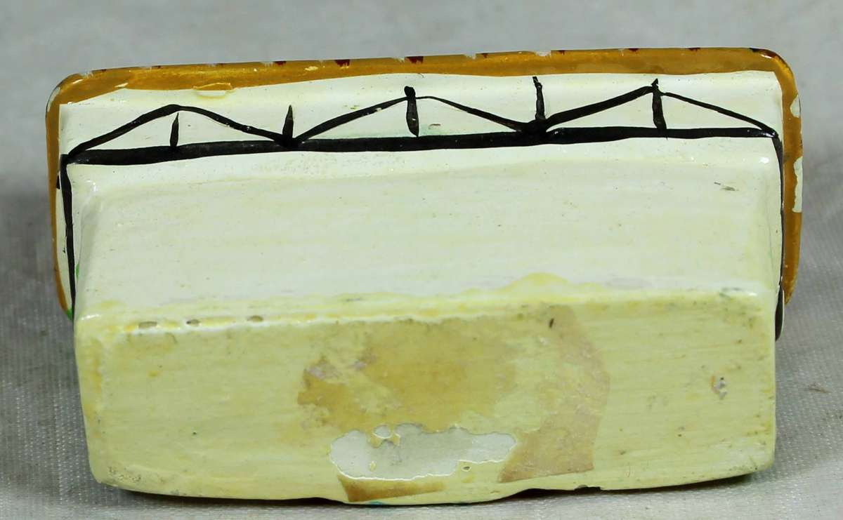 Small colorful molded Inn