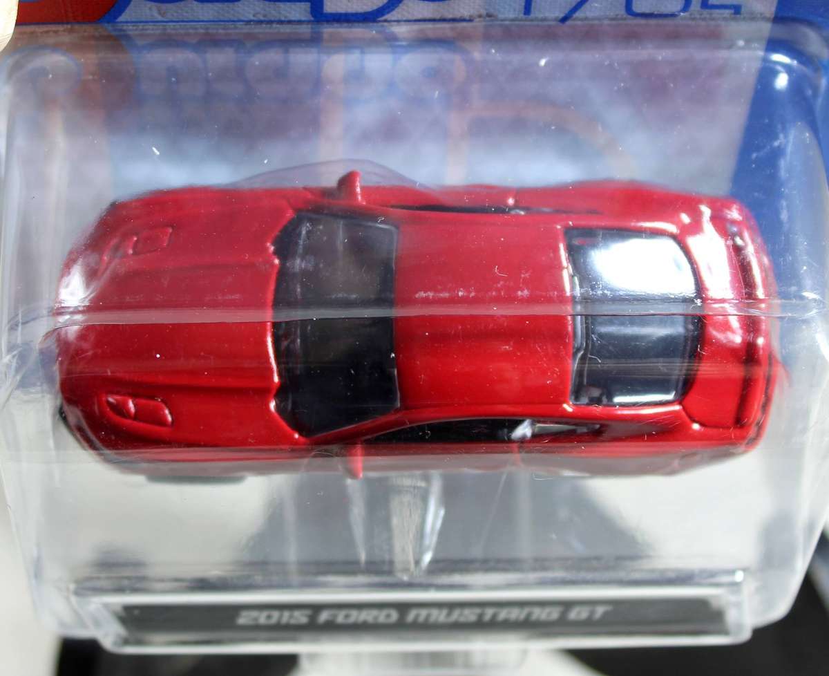 Burago - 2015 Ford Mustang GT