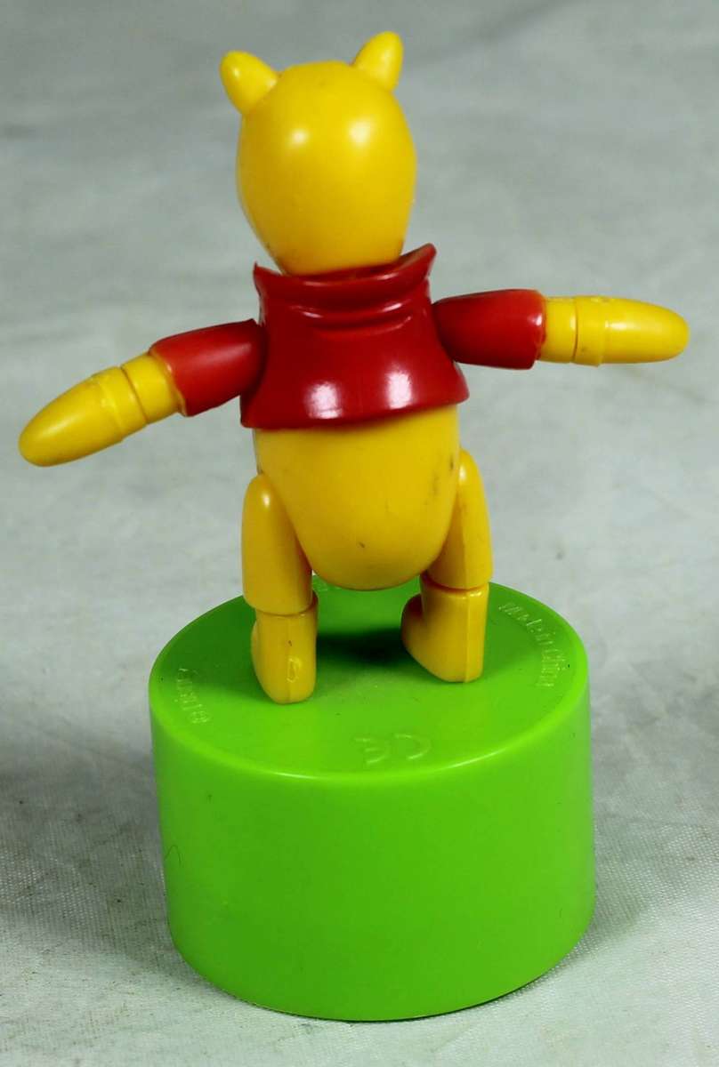 Pooh Bear mini puppet - Push button (Disney/ Nestle) - Winnie the Pooh