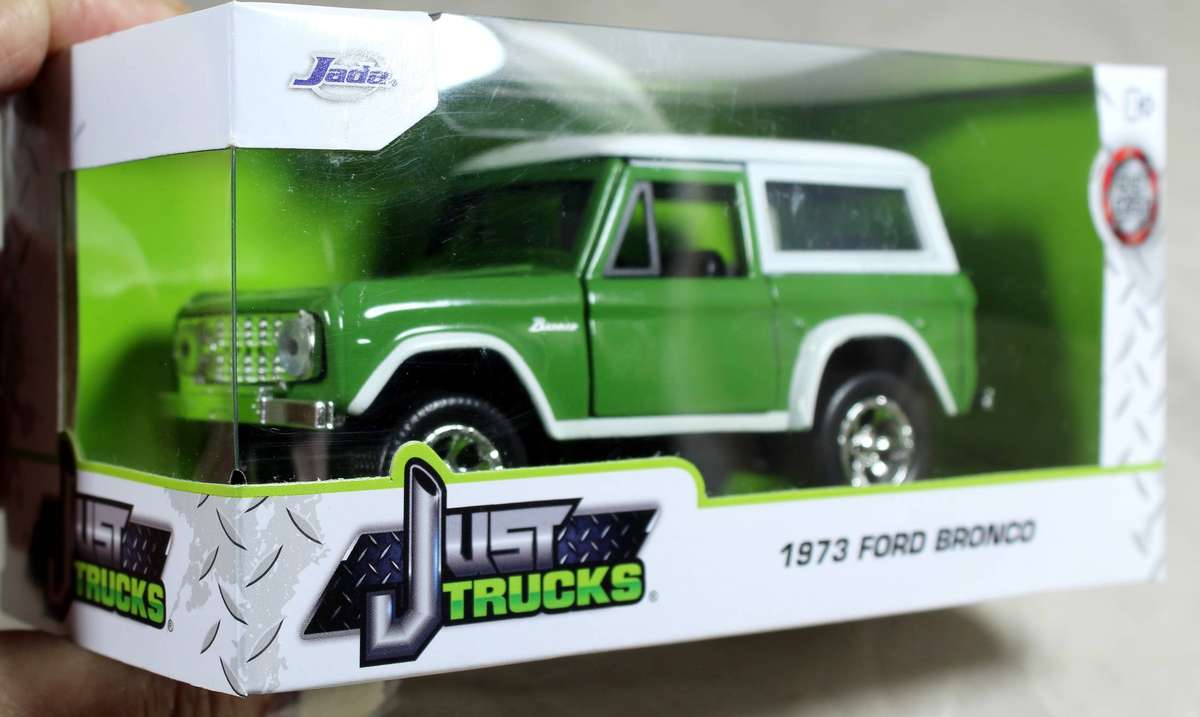 Jada - Just Trucks - 1973 Ford Bronco - Green