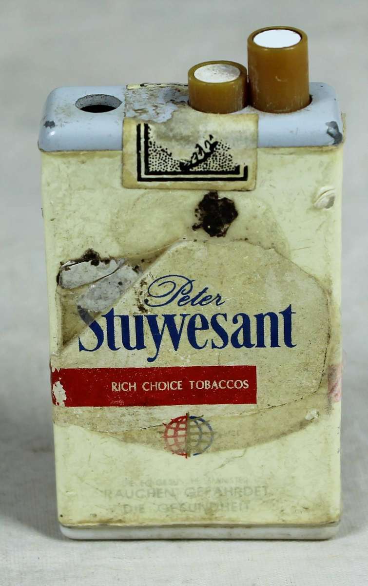 Miniature lighter - Peter Stuyvesant