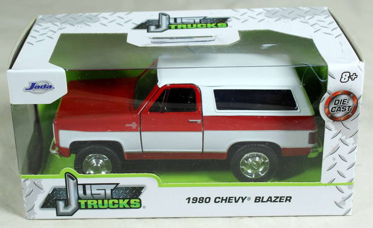 Jada - Just Trucks - 1980 Chevy Blazer - Red with chrome rims