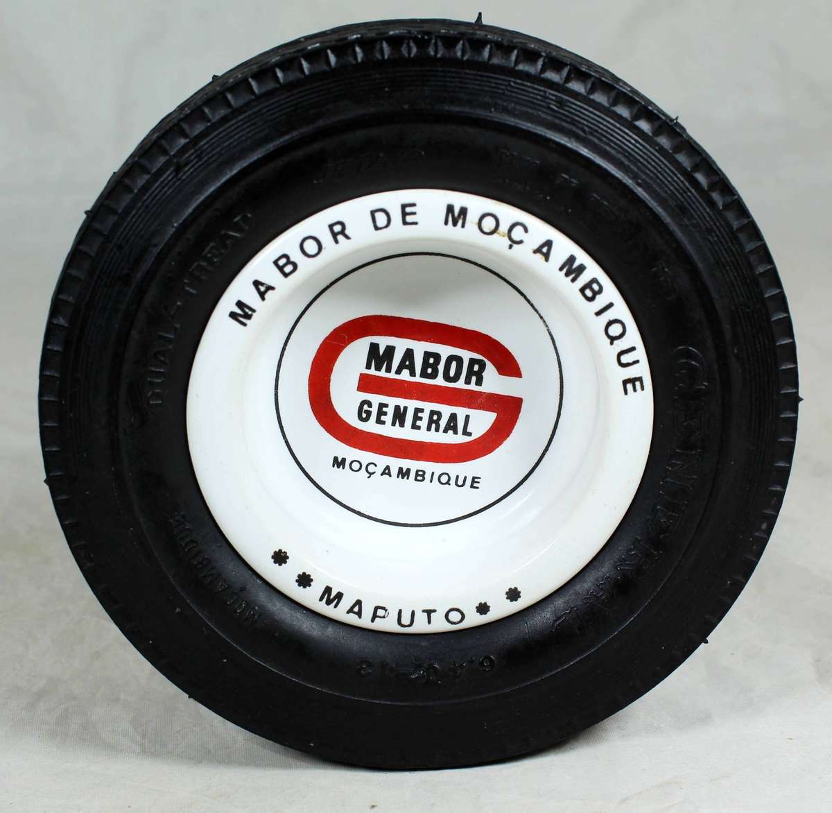 Mabor de Mozambique - Tyre ashtray