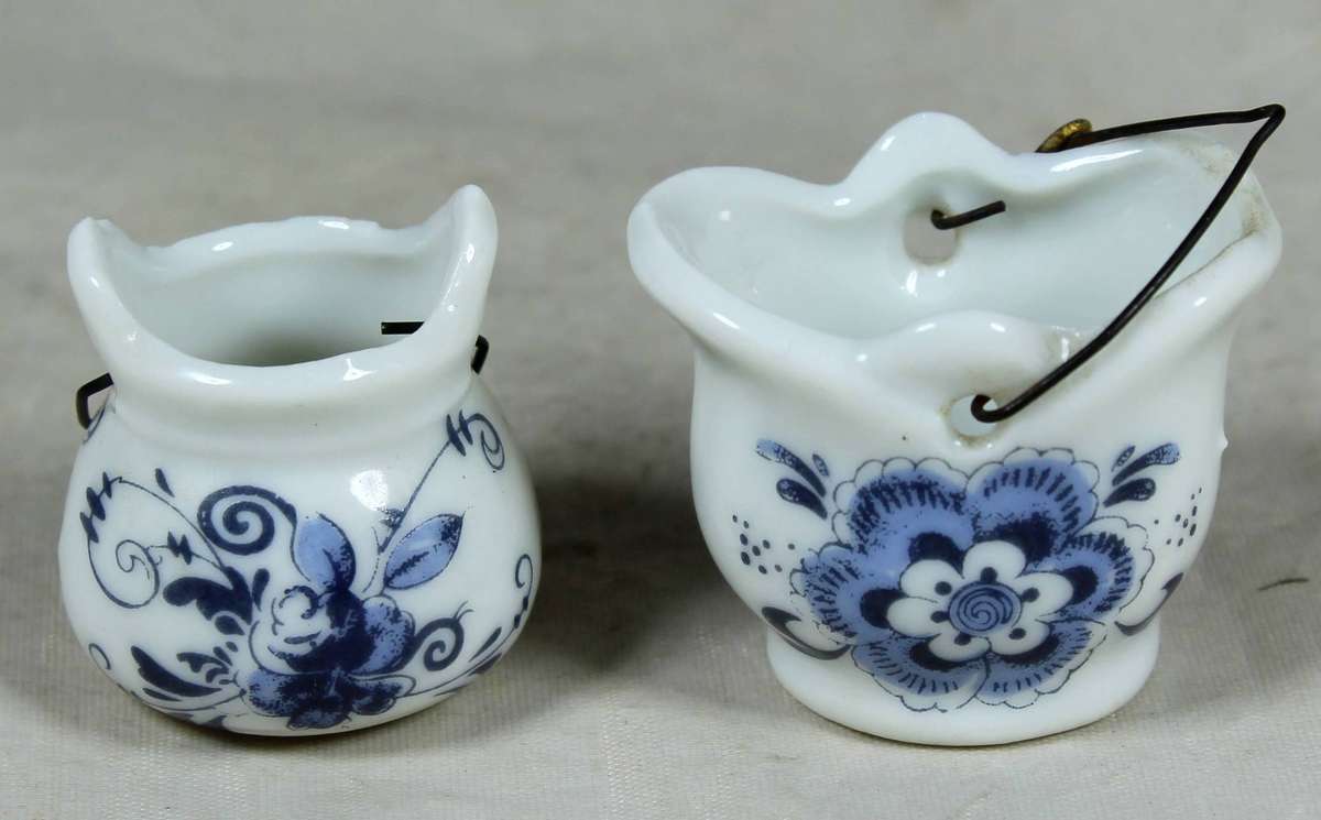 Miniature porcelain pair of coal shuttles