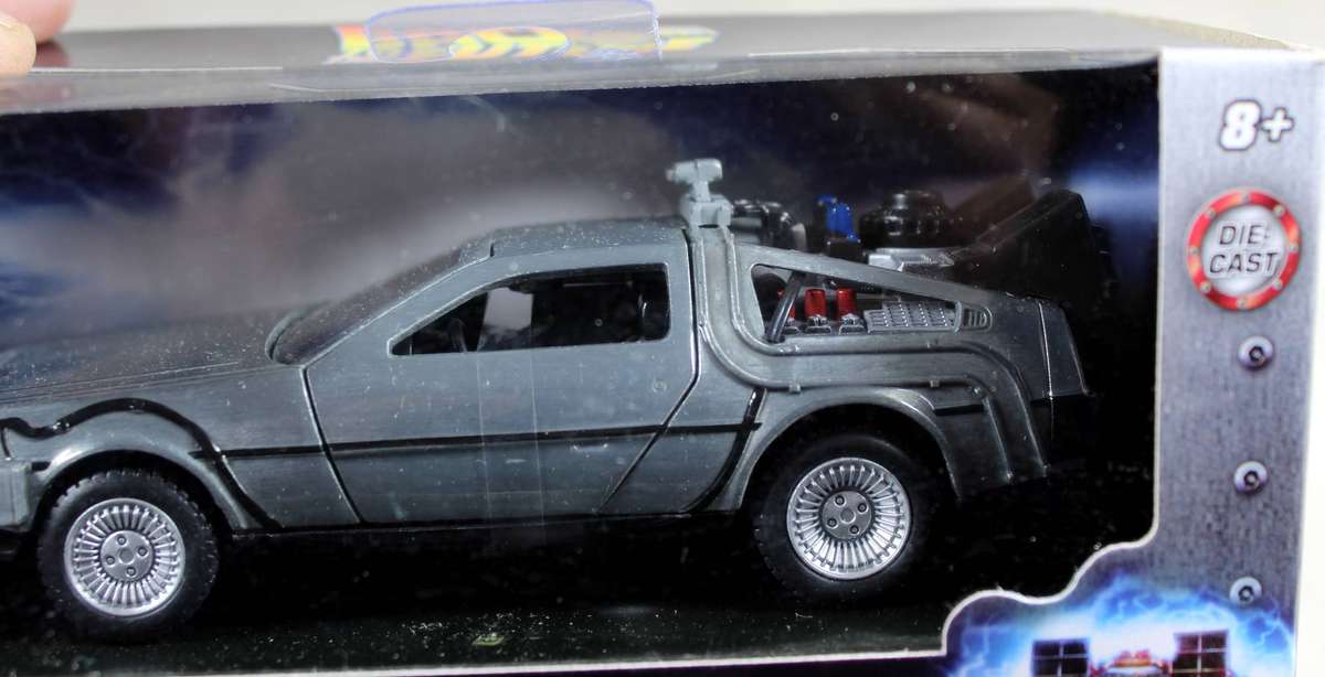 Jada - Back to the Future Time Machine