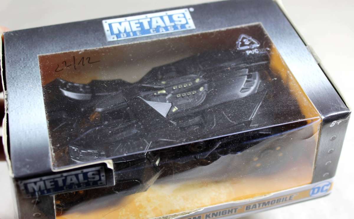 Metals die cast - Batman Arkham Knight Batmobile