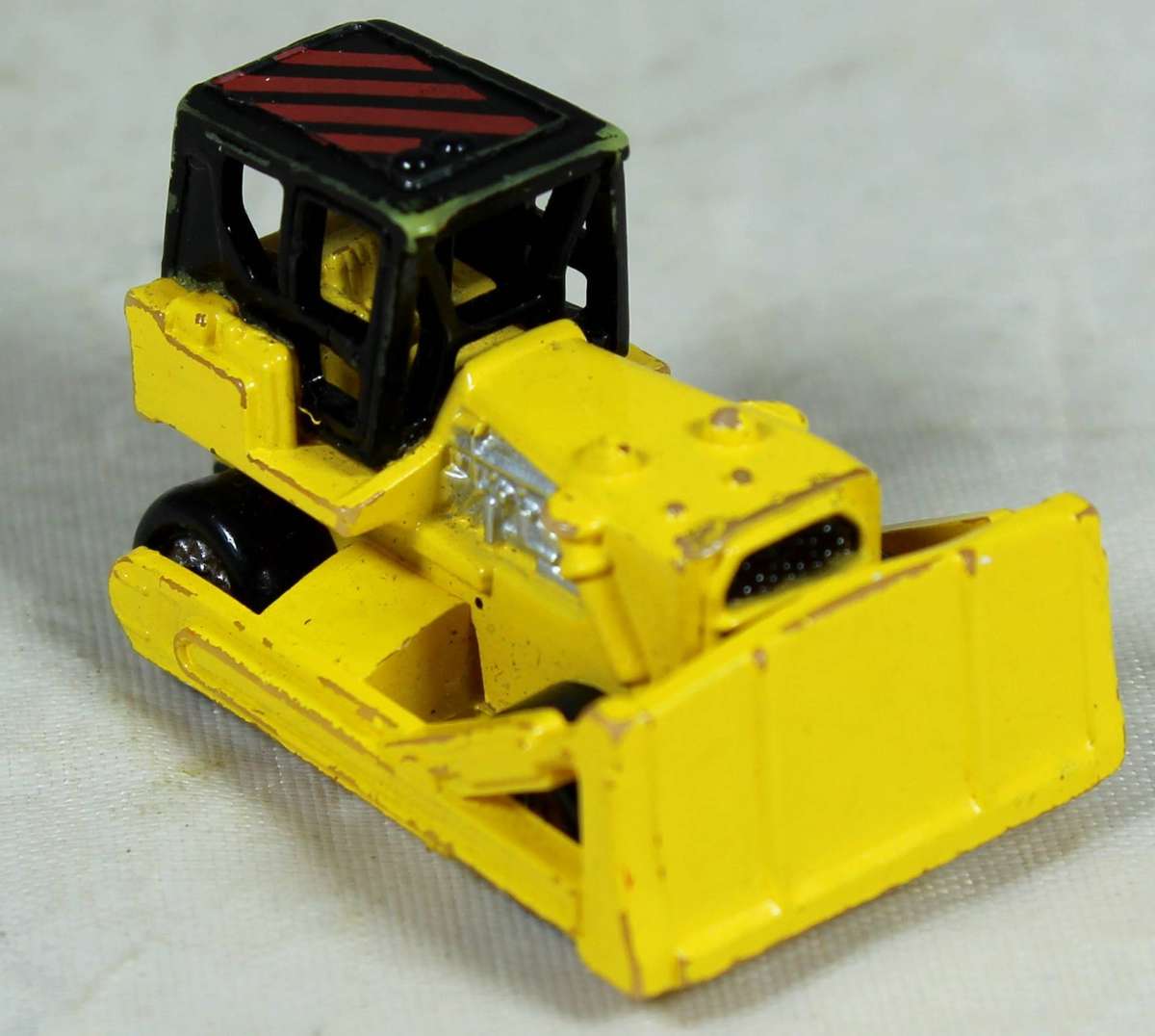 Micro Machines - Galoob - Construction Bulldozer - Yellow