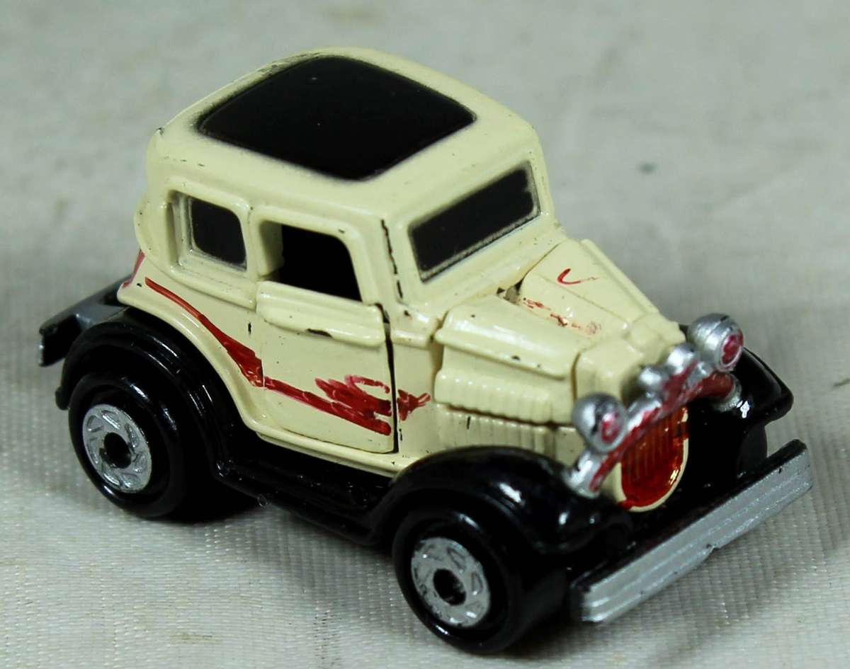 Micro Machines - Galoob - Ford '32 Vicky-White