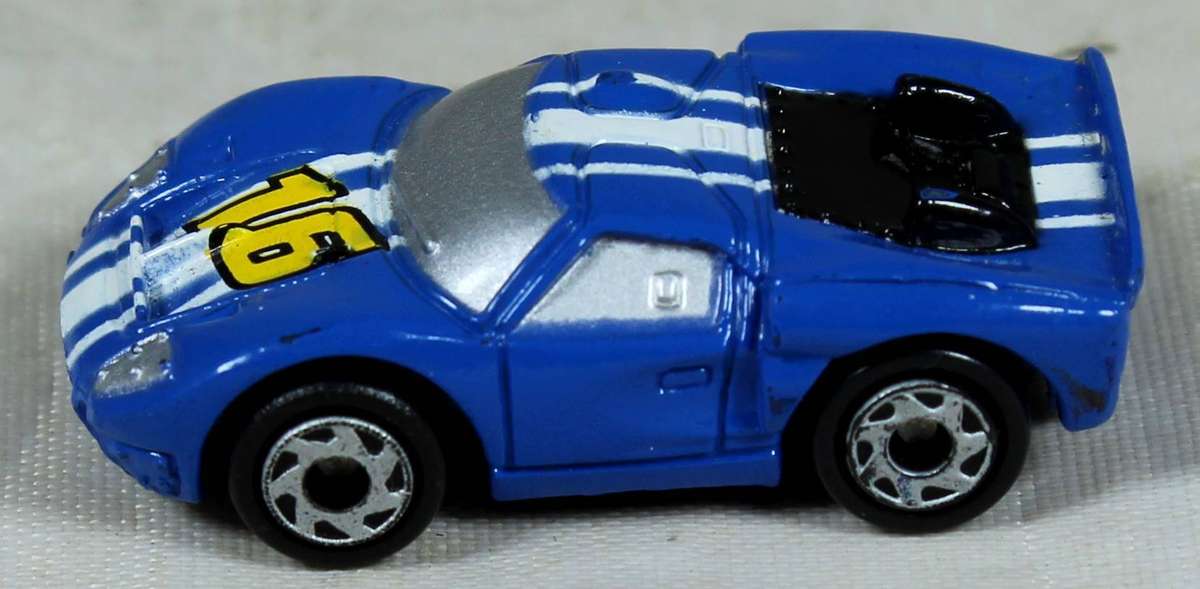 Micro Machines - LGT - Ford GT-40 Racecar #16