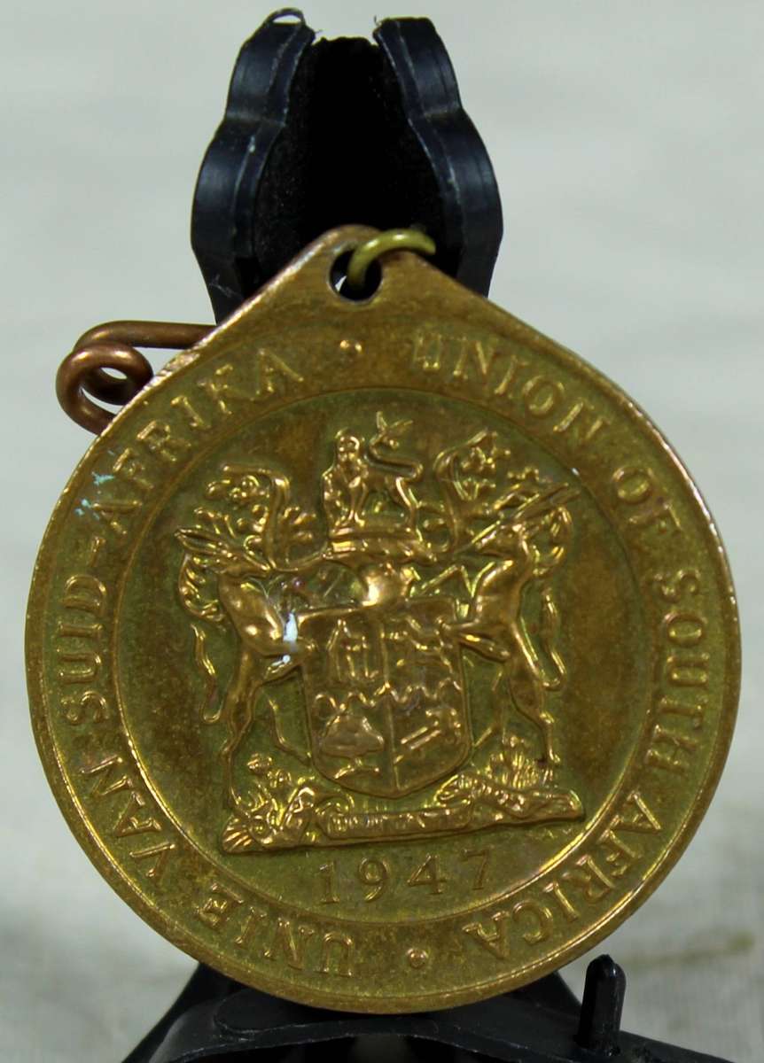 Royal visit brooch 1947 - union of SA