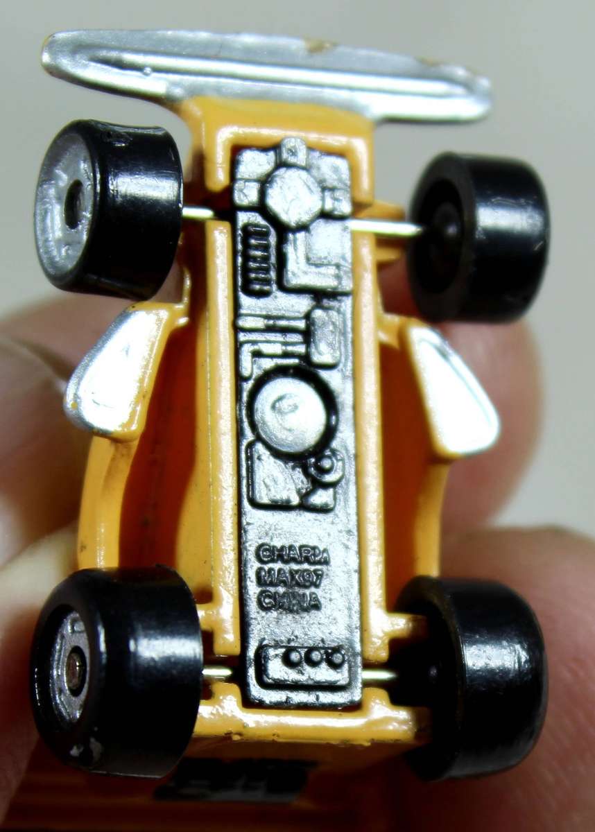 Micro Machines - Charm Max - F1 Race-car orange