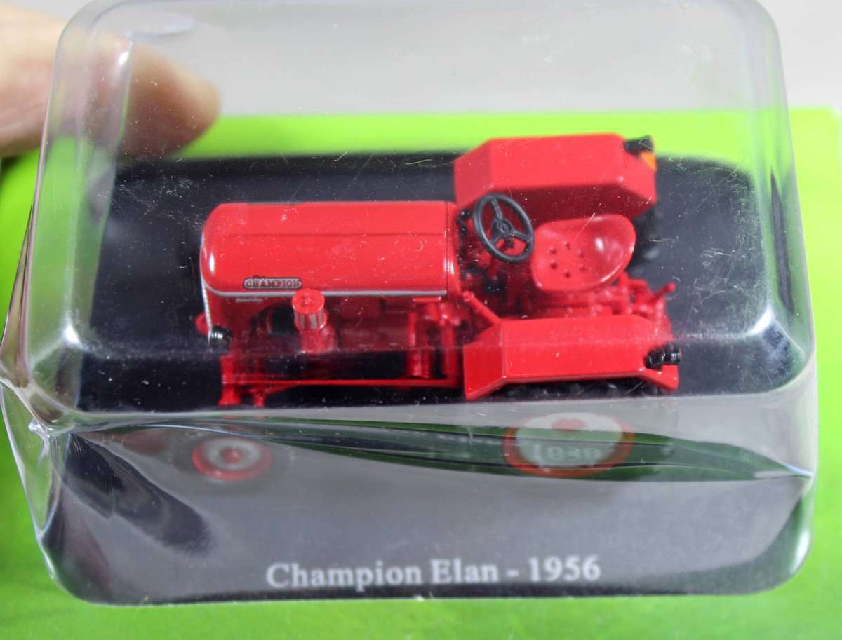 Collectible tractor - Champion Elan 1956