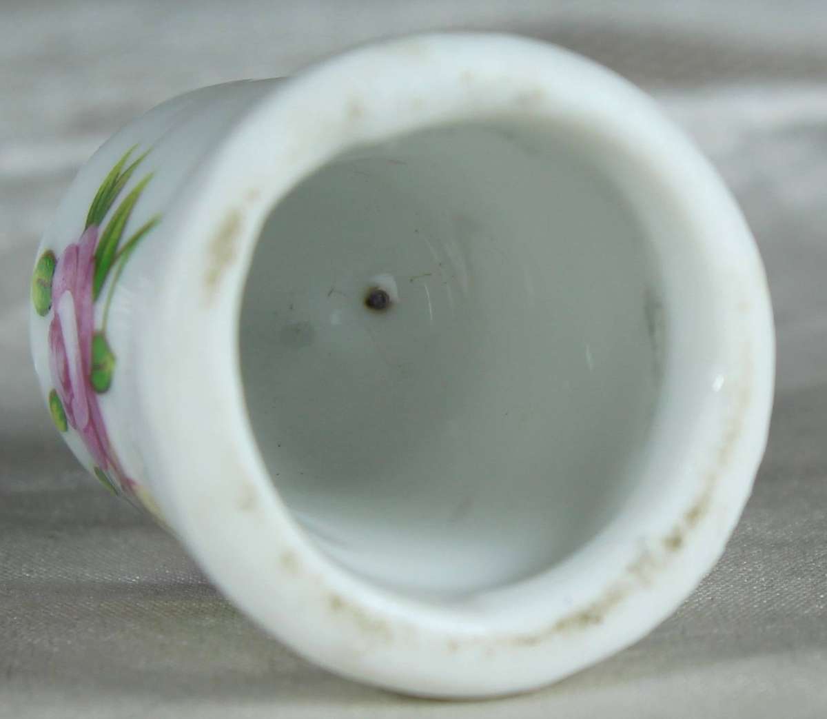 Thimble - Pink flowers