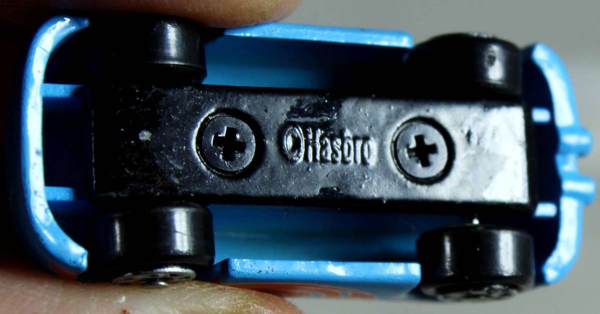 Micro Machine - Hasbro - Blue car