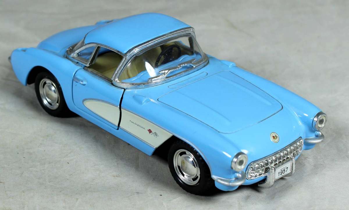 Kinsmart - 1957 Corvette
