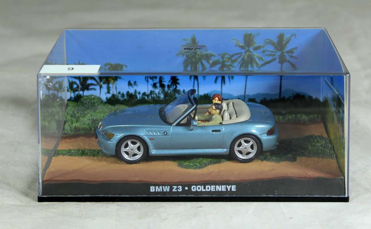 James Bond 007 #9 BMW Z3 - Golden eye