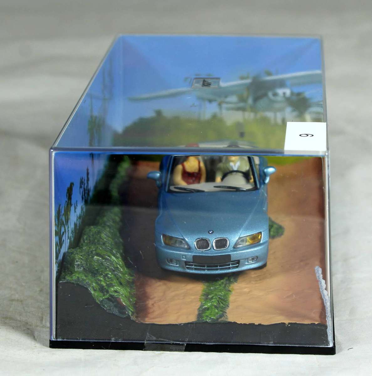 James Bond 007 #9 BMW Z3 - Golden eye