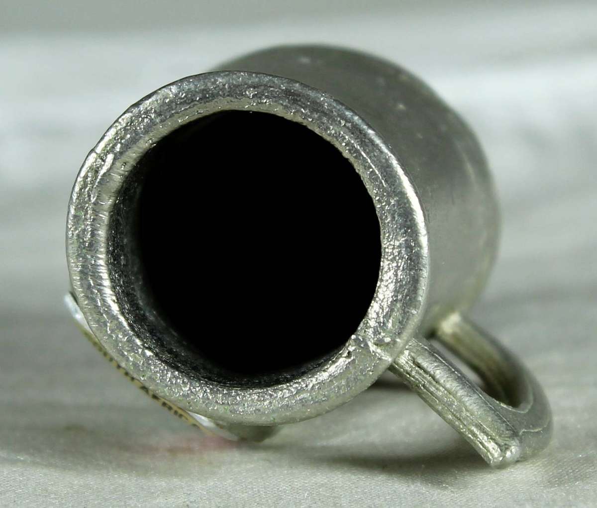 Miniature metal tankard with SA flag