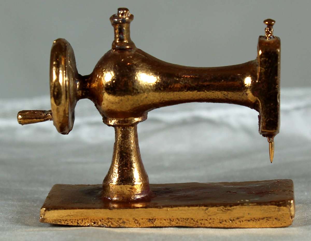 Miniature copper plated - Sewing Machine